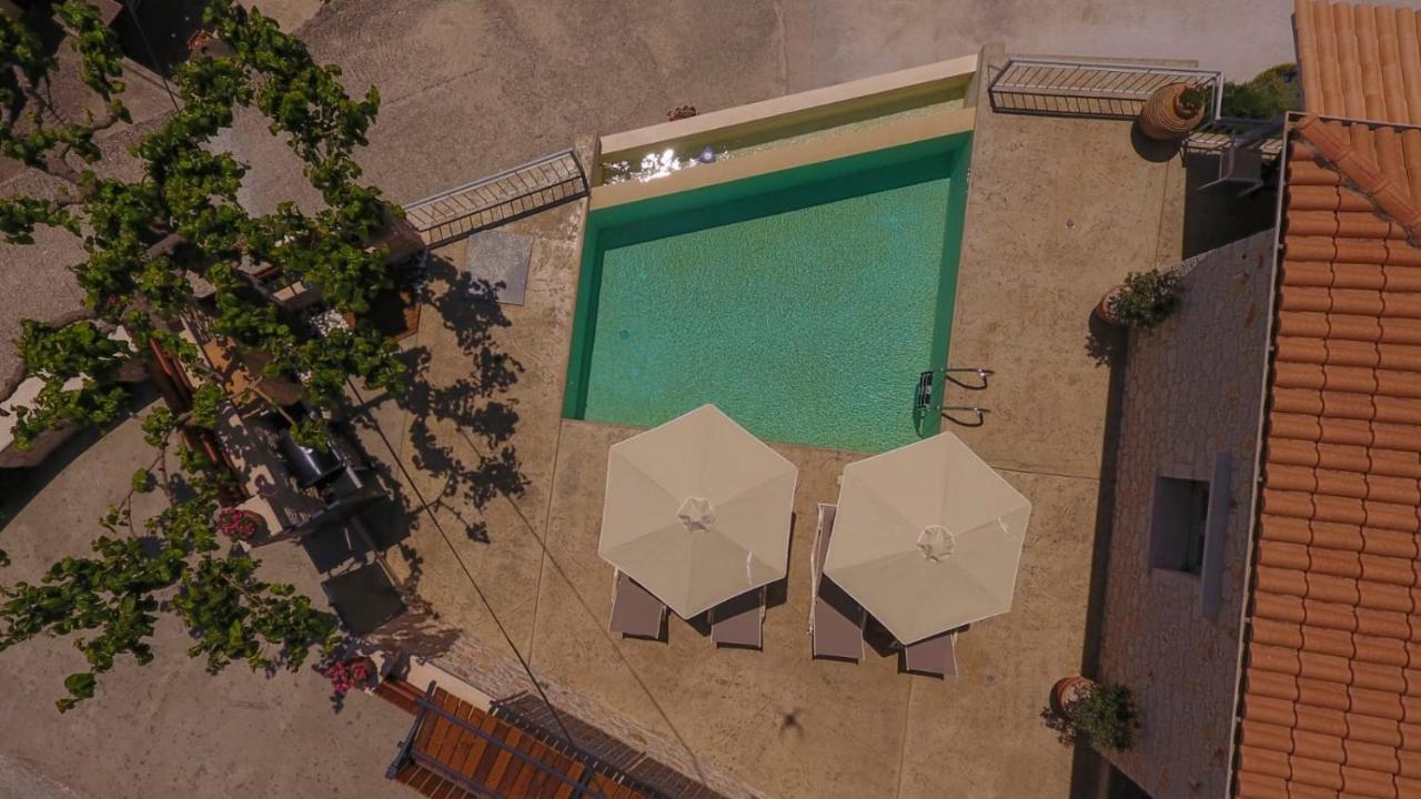 Panoutsis Villa - Sivros Lefkada Buitenkant foto