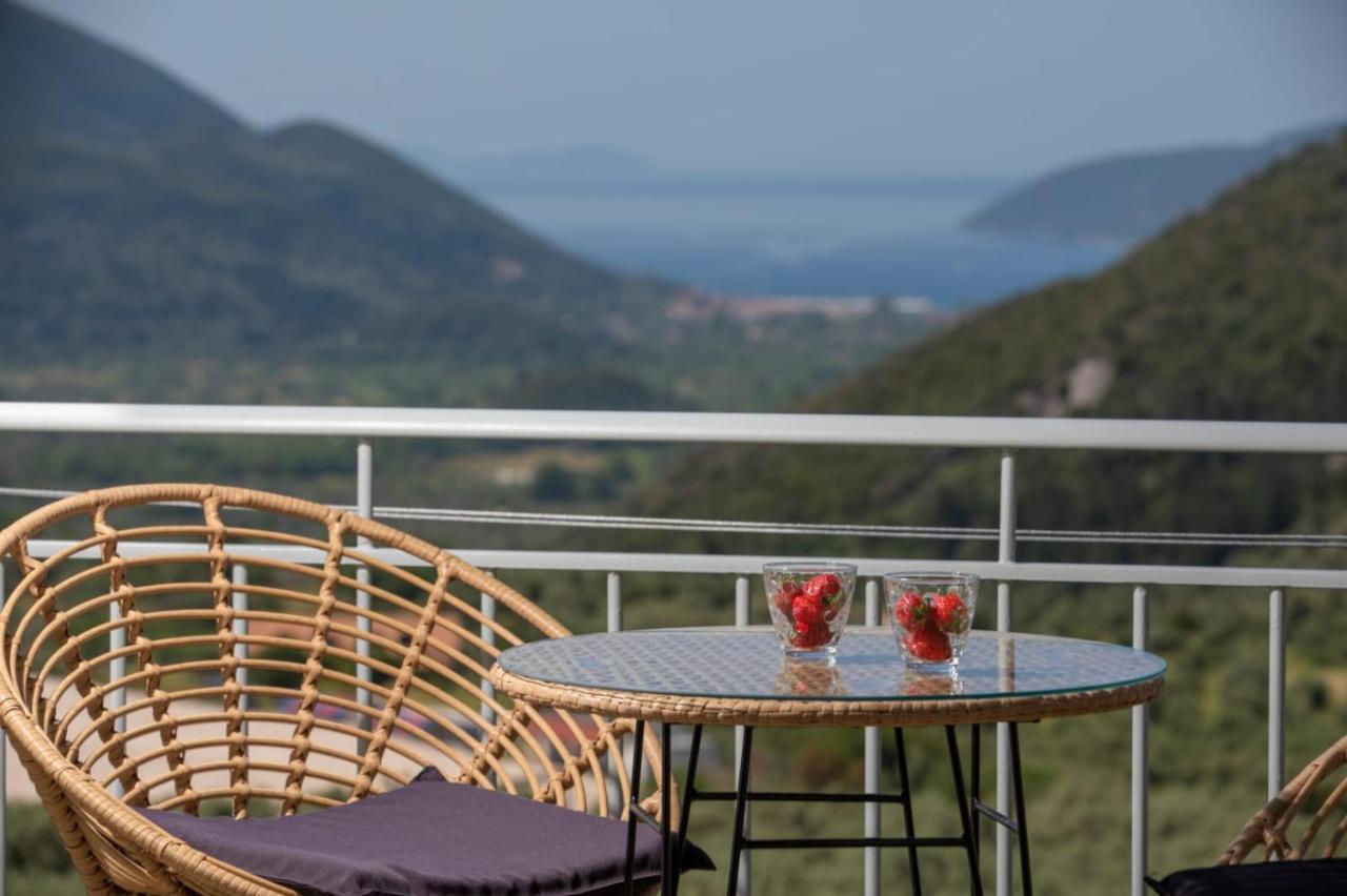 Panoutsis Villa - Sivros Lefkada Buitenkant foto